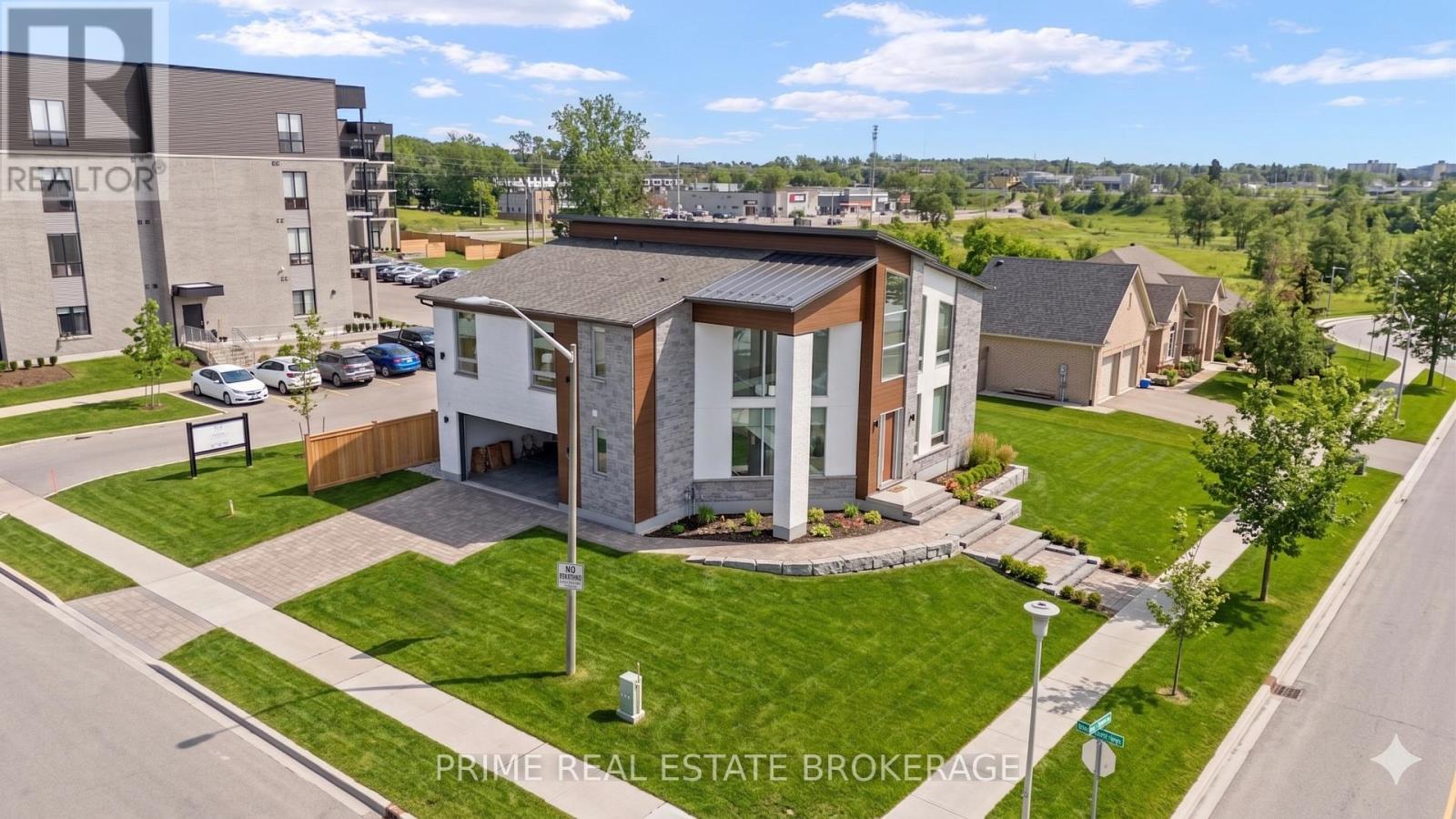 115 South Carriage Road, London North, Ontario  N6H 0C6 - Photo 2 - X13185660