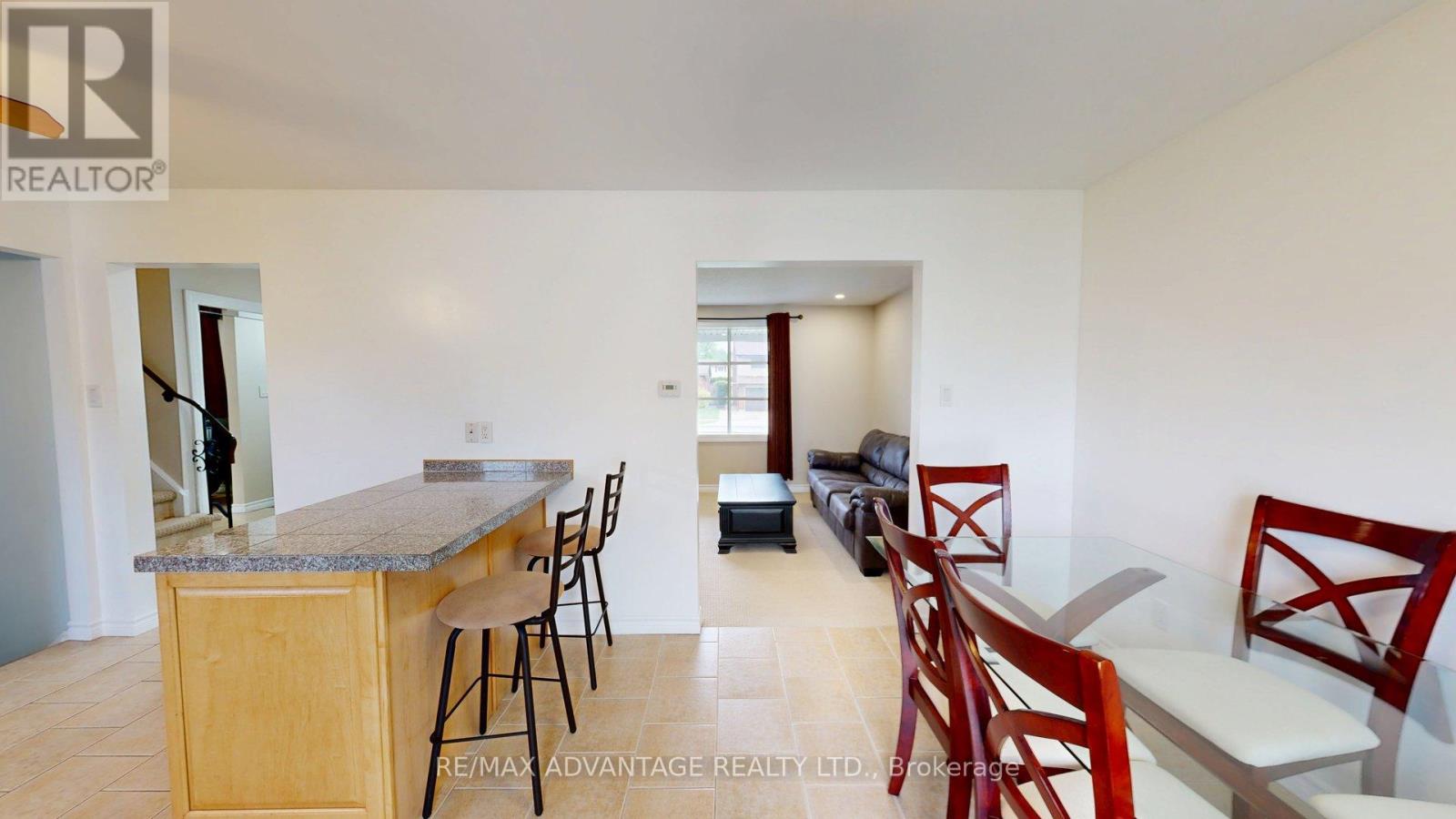 17 Finch Crescent, London South, Ontario  N6E 2E4 - Photo 8 - X13185670