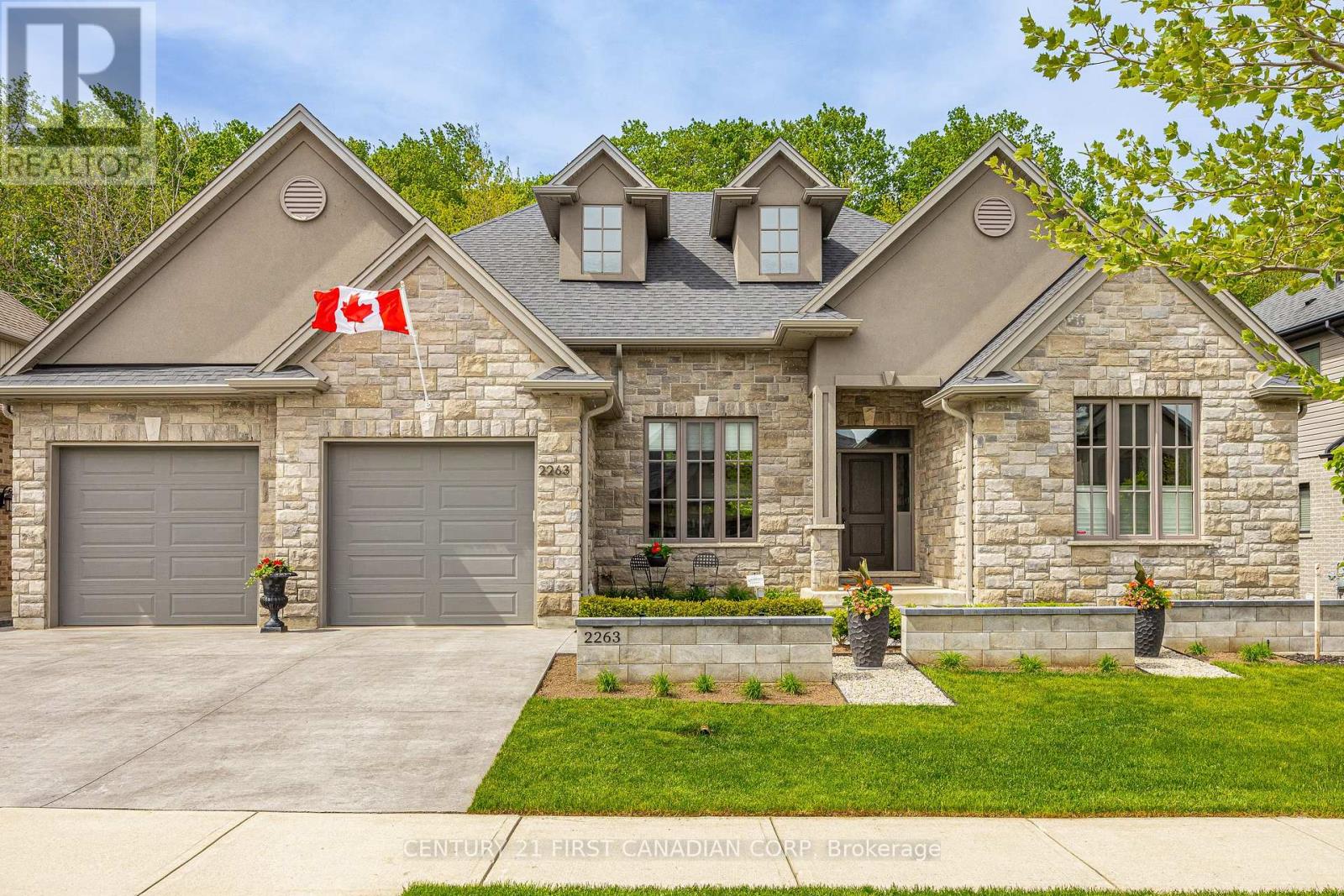 2263 DAUNCEY CRESCENT, London North, Ontario