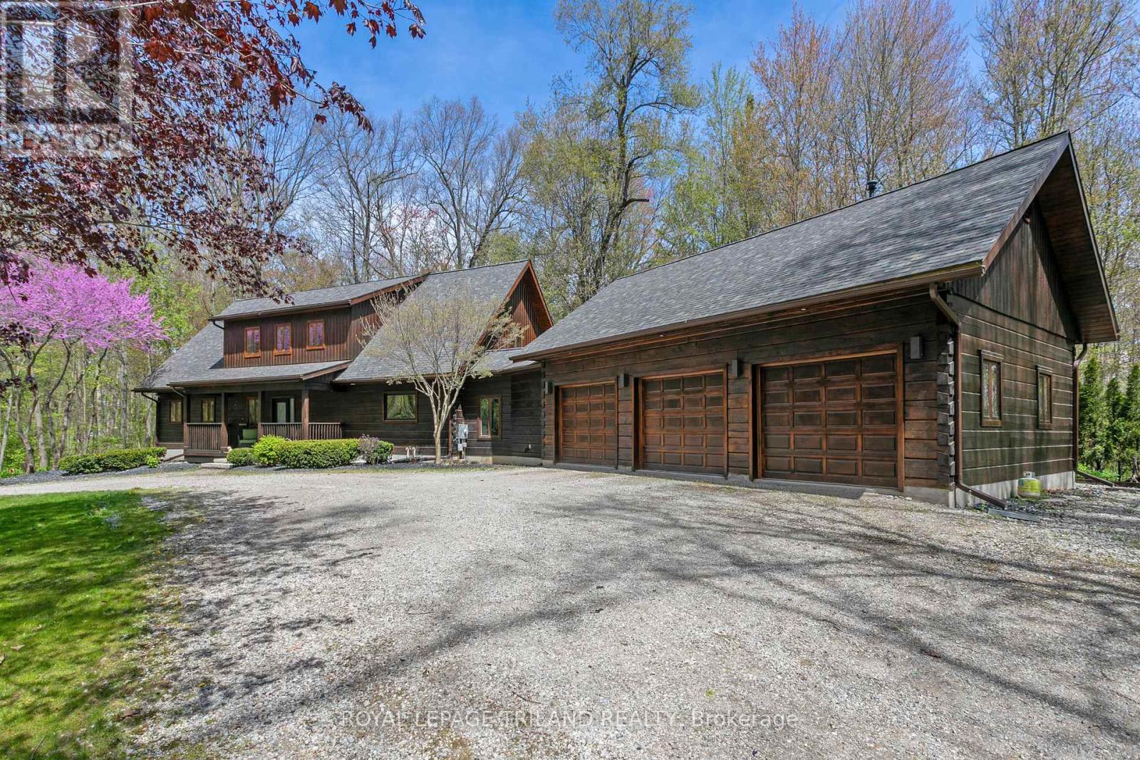 2056 Mockingbird Street, Strathroy-Caradoc, Ontario  N0L 1W0 - Photo 2 - X13185872