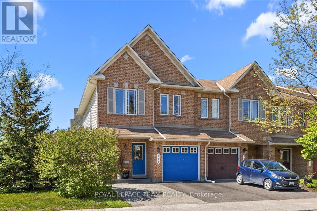 345 Forestbrook Street, Ottawa, Ontario  K2K 0B8 - Photo 2 - X13184286