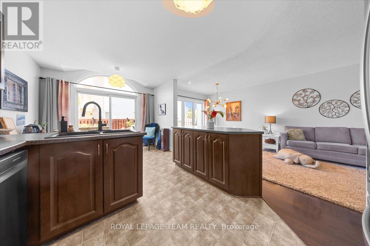 345 Forestbrook Street, Ottawa, Ontario  K2K 0B8 - Photo 23 - X13184286