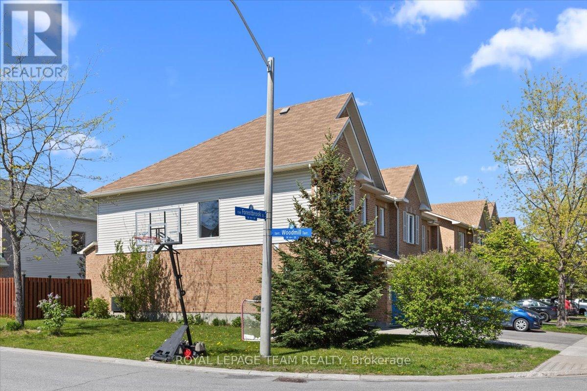 345 Forestbrook Street, Ottawa, Ontario  K2K 0B8 - Photo 3 - X13184286