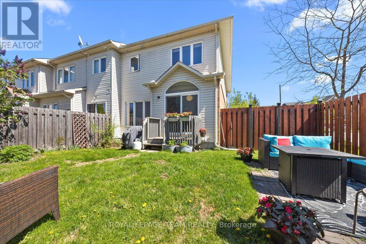 345 Forestbrook Street, Ottawa, Ontario  K2K 0B8 - Photo 40 - X13184286