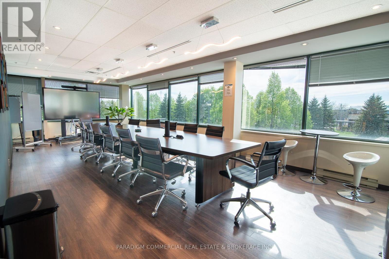 300, 301 - 135 Michael Cowpland Drive, Ottawa, Ontario  K2M 2E9 - Photo 9 - X13184826
