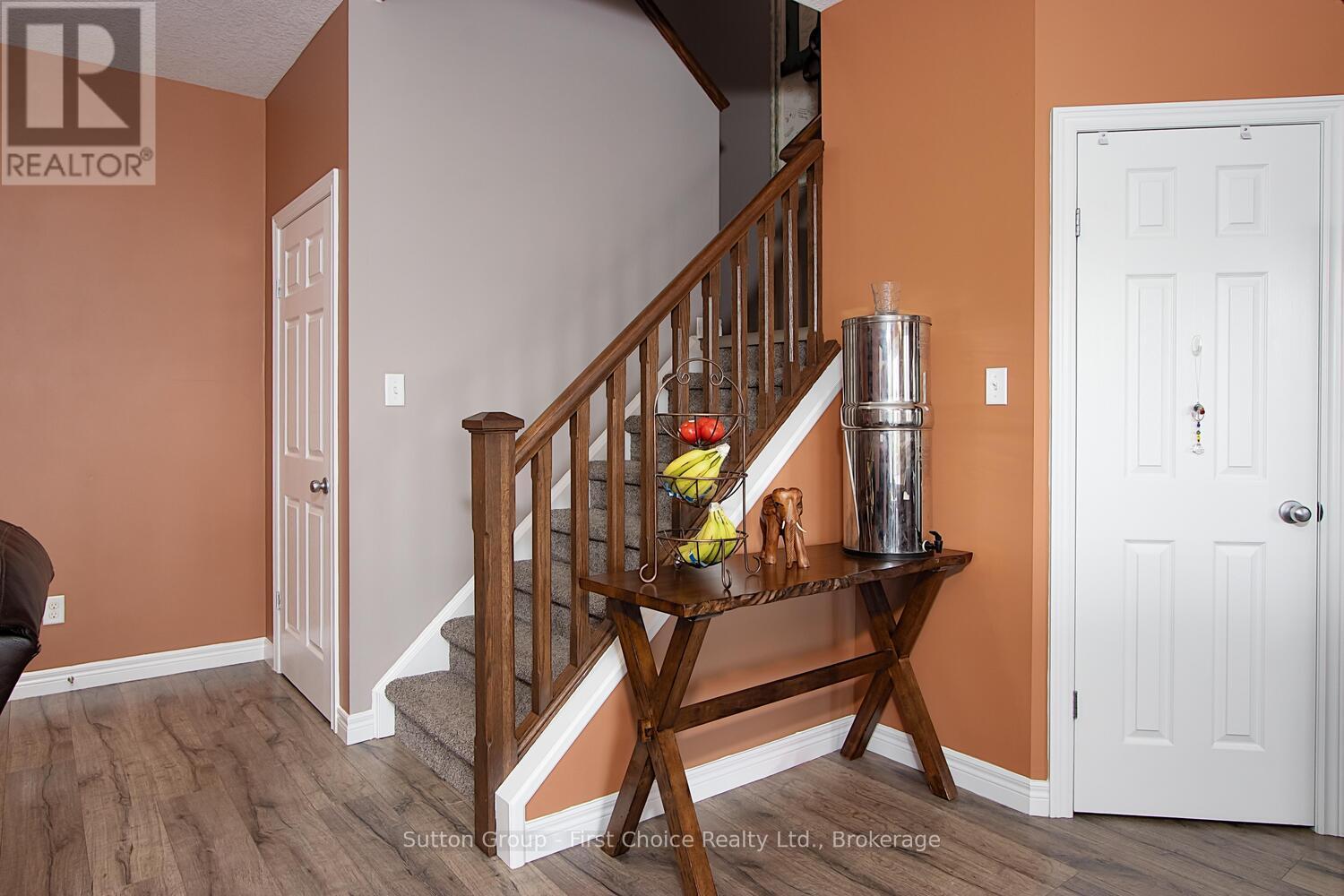 26 Brown Street, Stratford, Ontario  N5A 0B8 - Photo 17 - X13185434