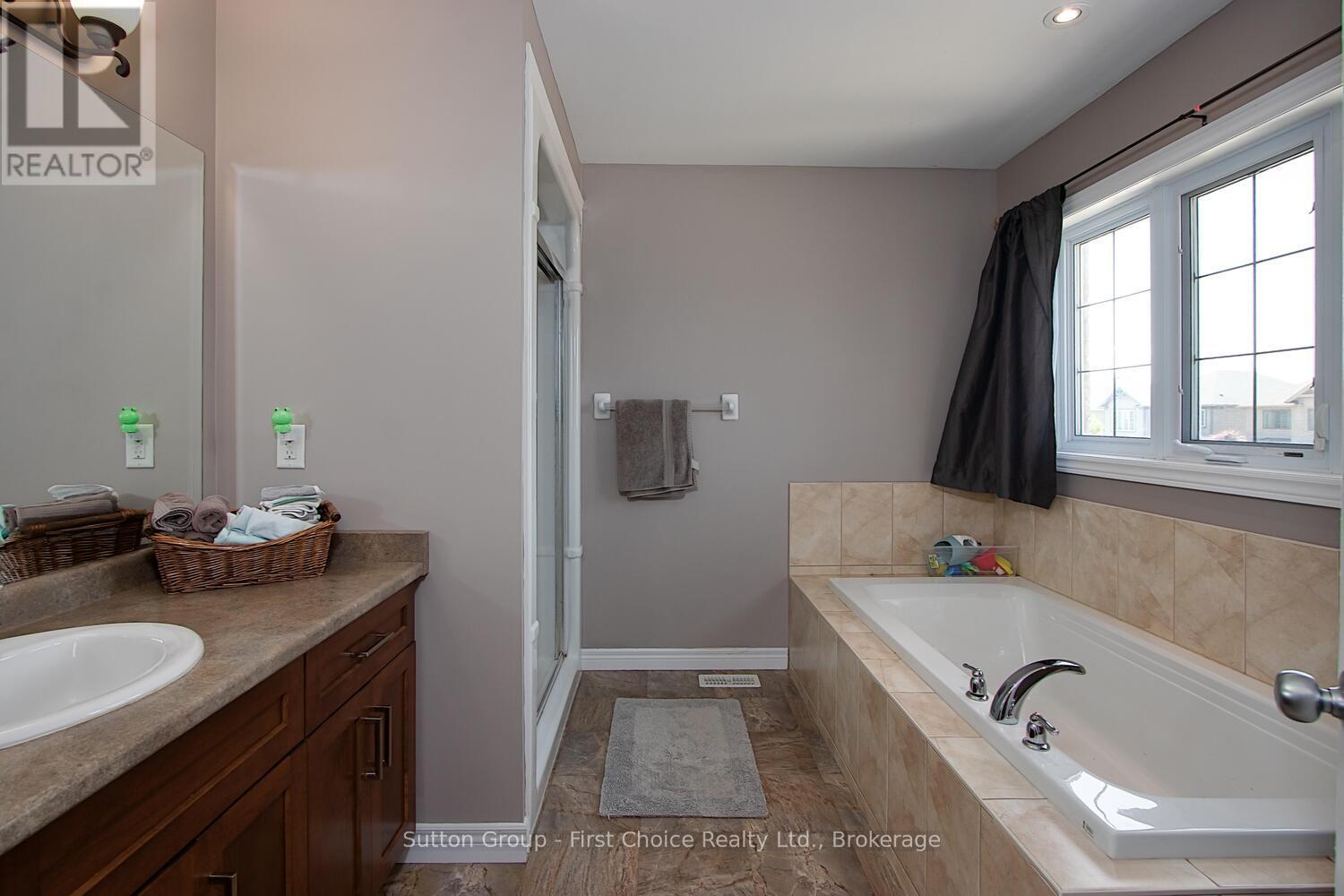 26 Brown Street, Stratford, Ontario  N5A 0B8 - Photo 27 - X13185434