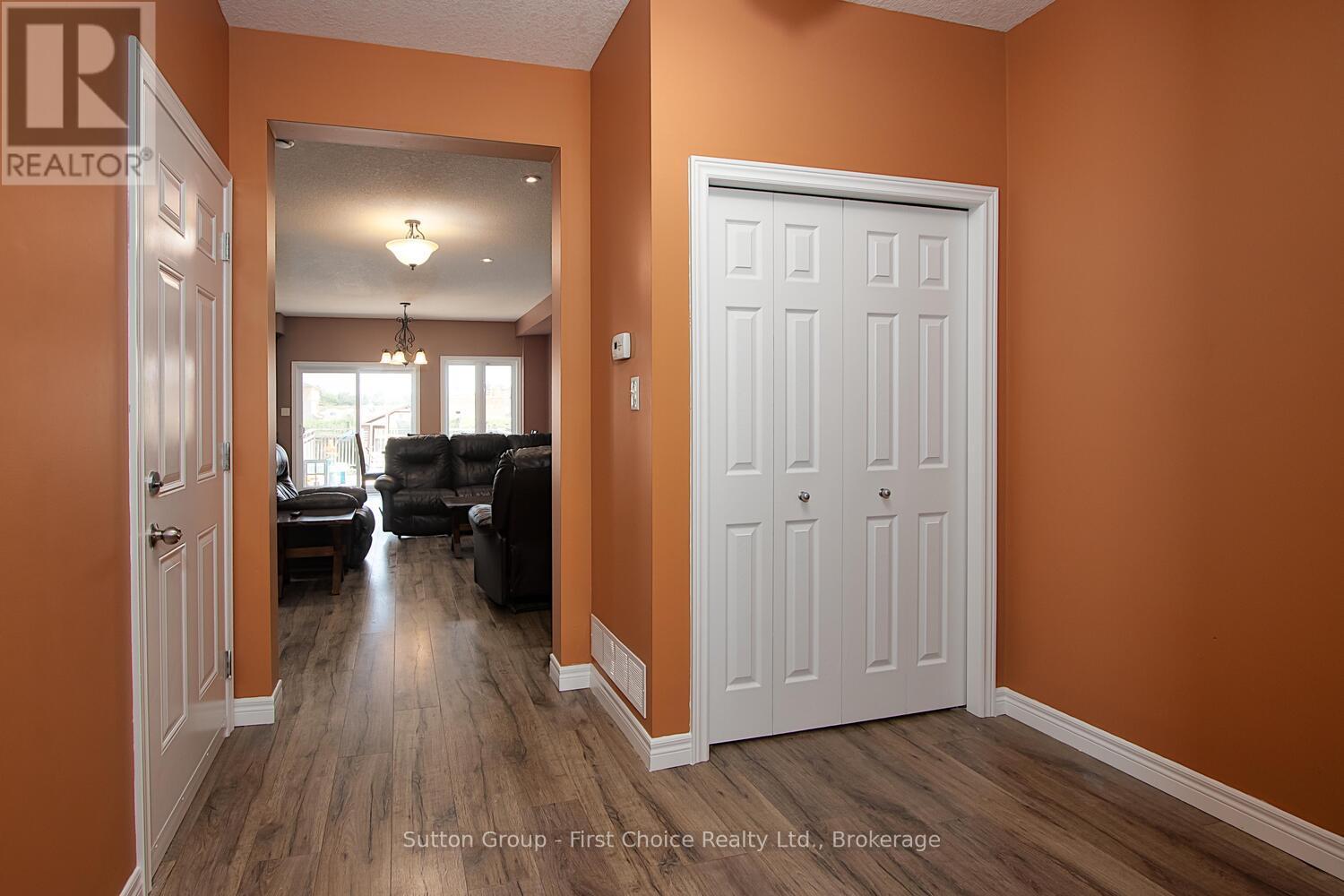 26 Brown Street, Stratford, Ontario  N5A 0B8 - Photo 7 - X13185434