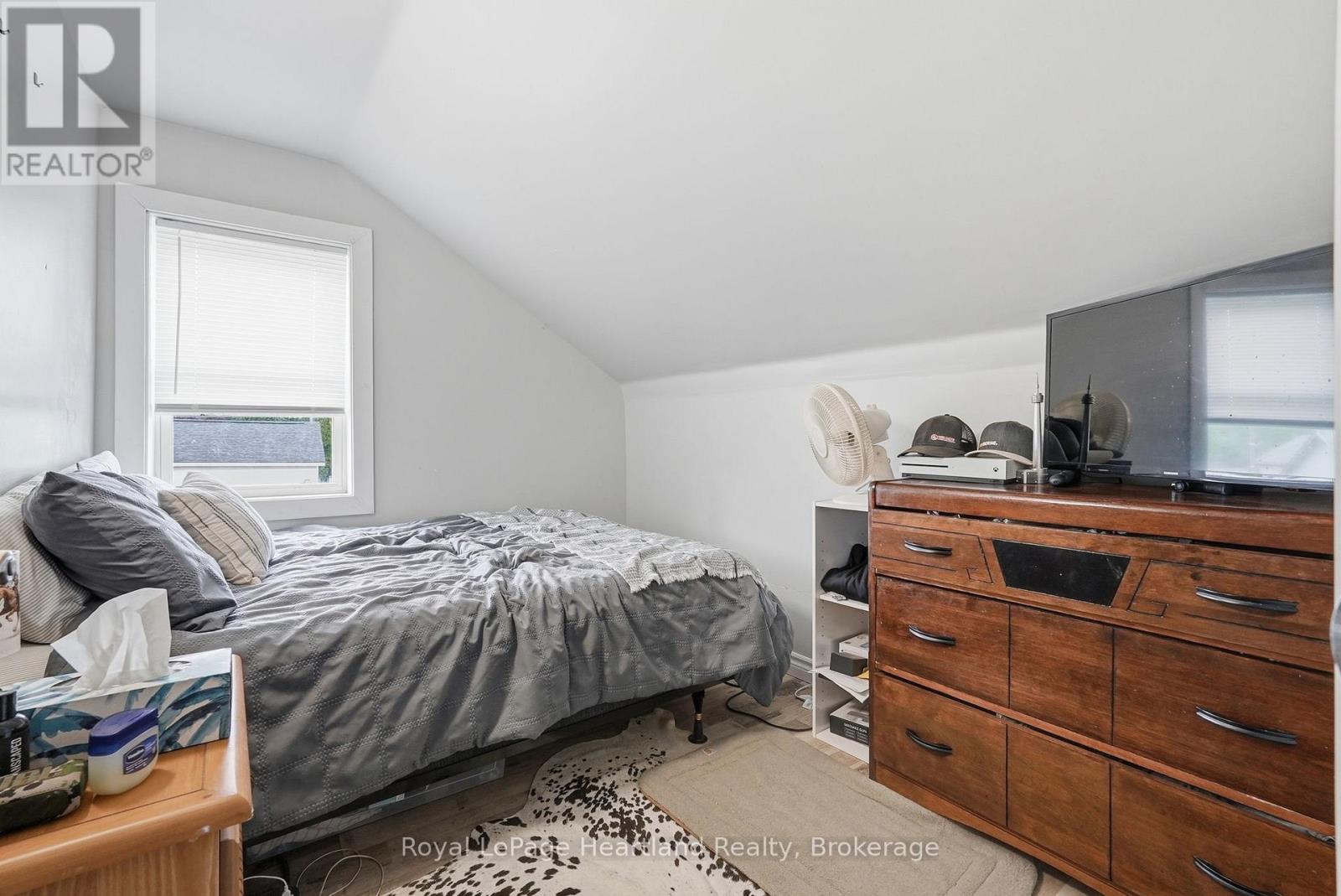 19 Whitechurch Street, Huron-Kinloss, Ontario  N0G 2W0 - Photo 20 - X13185576