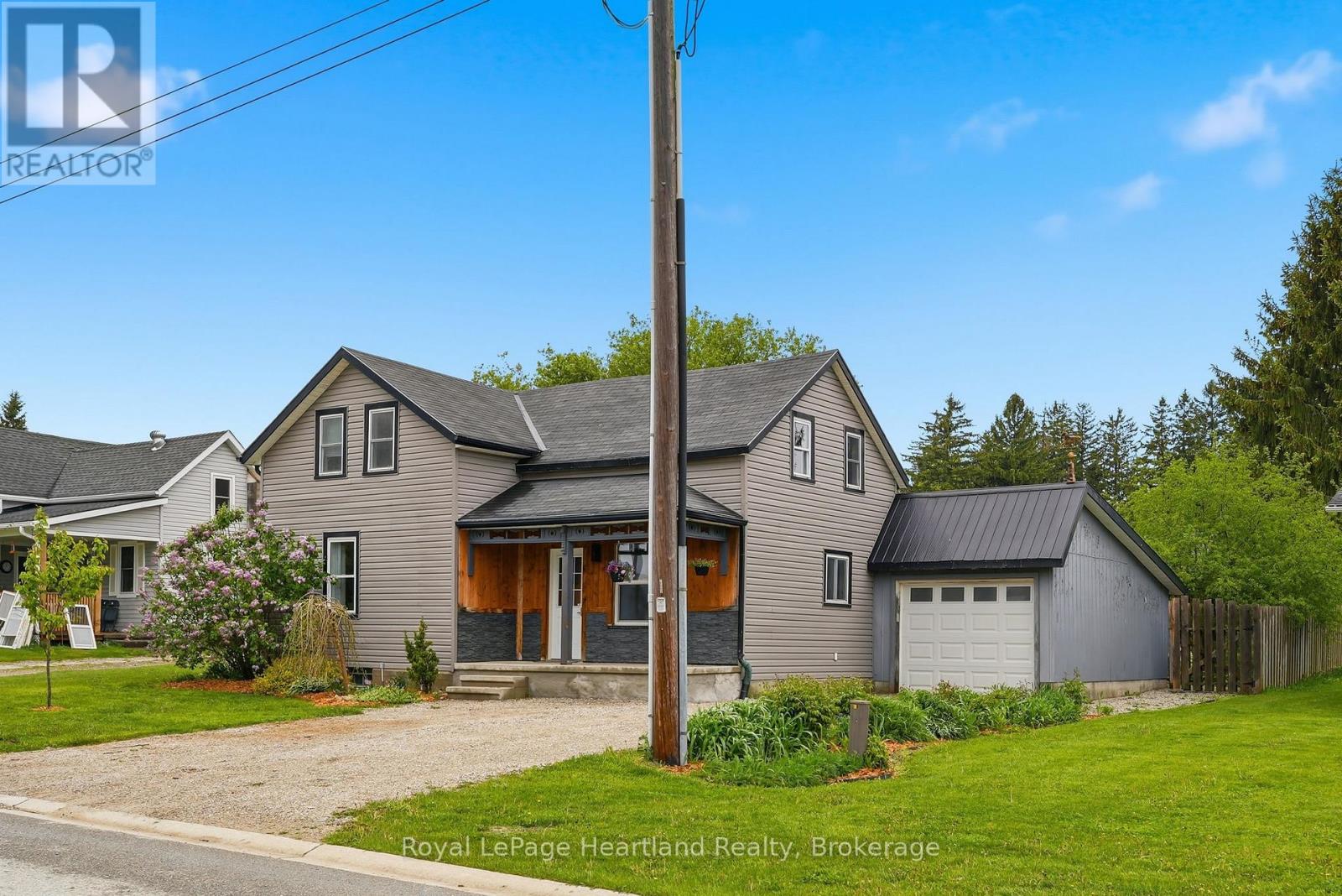 19 Whitechurch Street, Huron-Kinloss, Ontario  N0G 2W0 - Photo 3 - X13185576