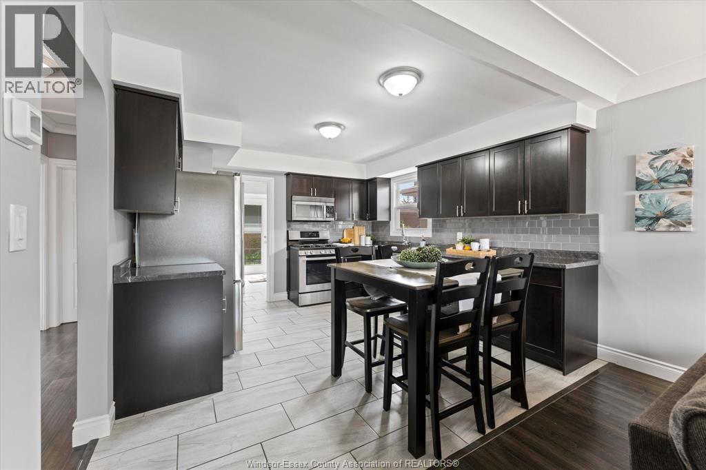 1531 Labadie, Windsor, Ontario N8Y 4H3 - Photo 11 - 26012282