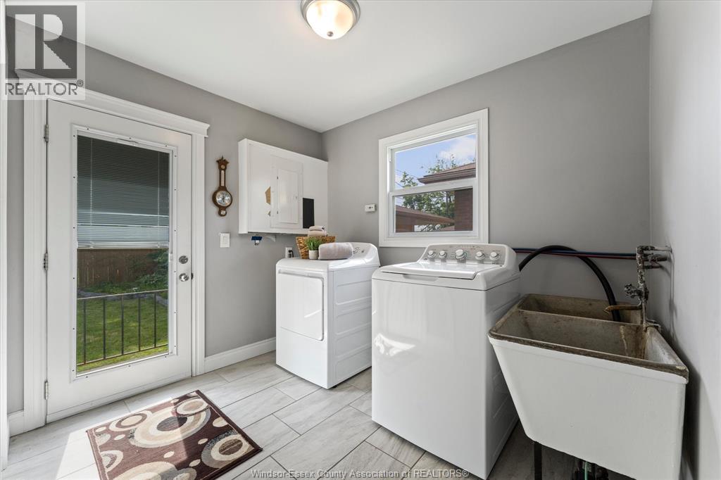 1531 Labadie, Windsor, Ontario N8Y 4H3 - Photo 21 - 26012282