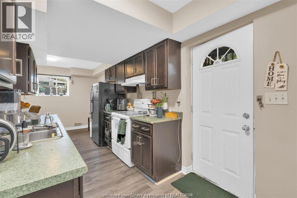 4851 Matchett Unit# 2, Windsor, Ontario  N9C 2A7 - Photo 2 - 26012255