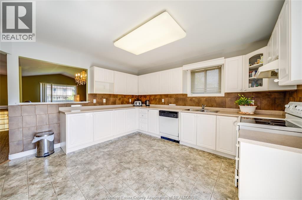 185 Elm Avenue, Windsor, Ontario N9A 5G9 - Photo 15 - 26011949