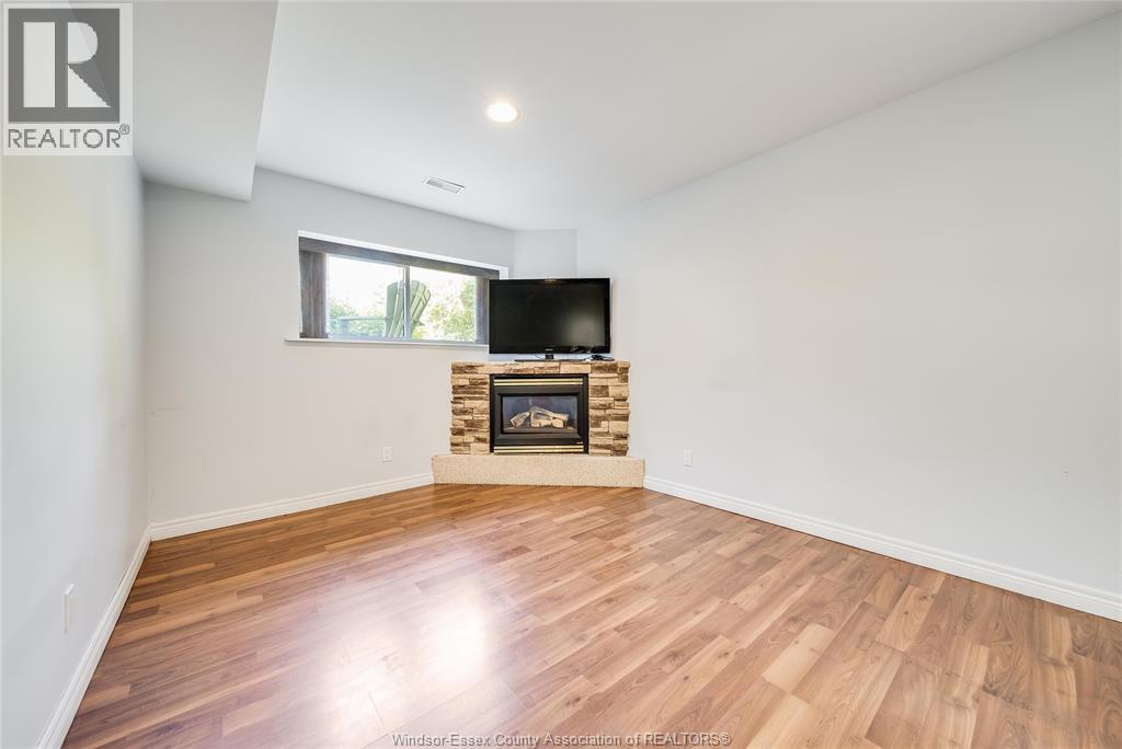 185 Elm Avenue, Windsor, Ontario N9A 5G9 - Photo 29 - 26011949