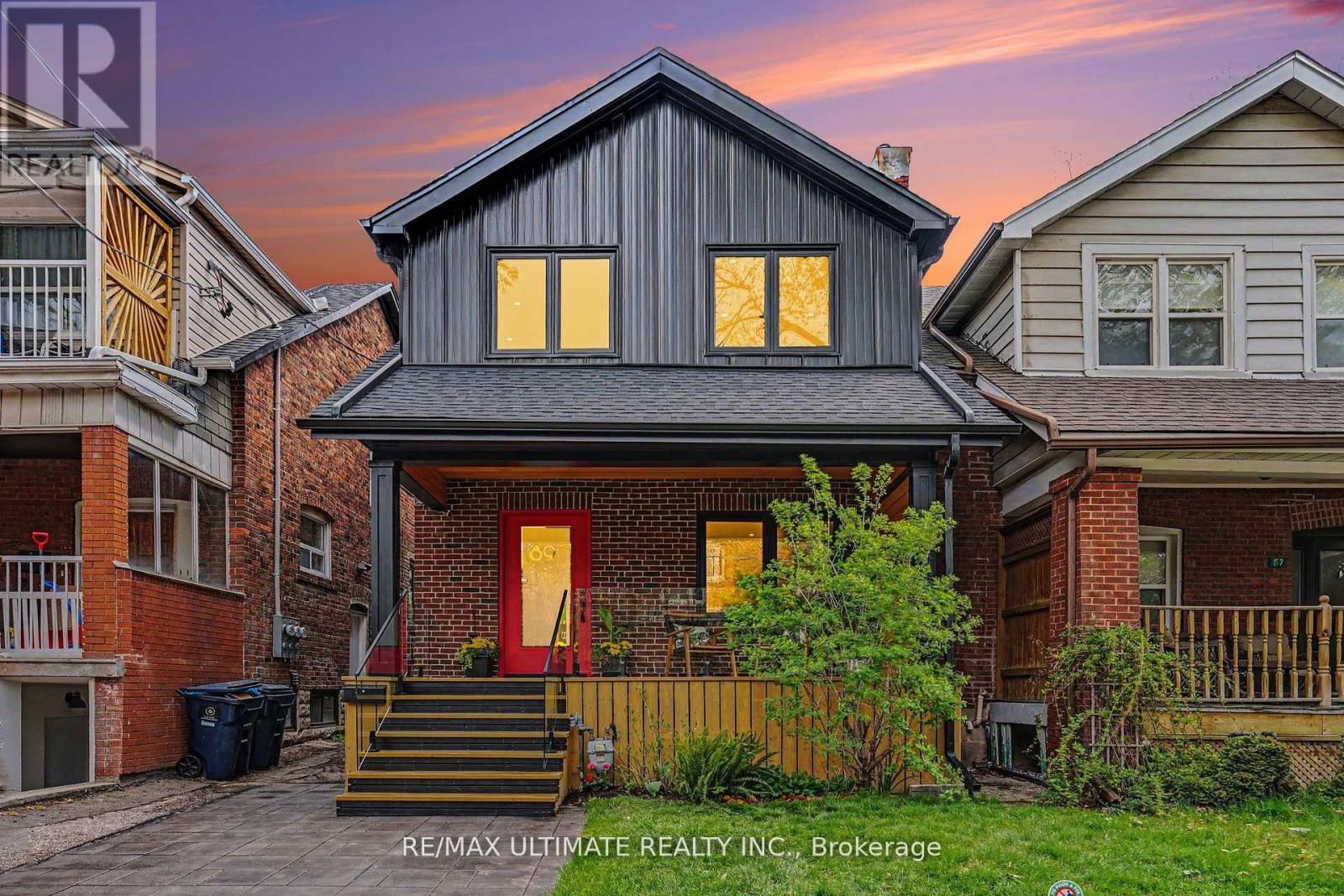 89 Alberta Avenue W, Toronto, Ontario  M6H 2R7 - Photo 1 - C13184206