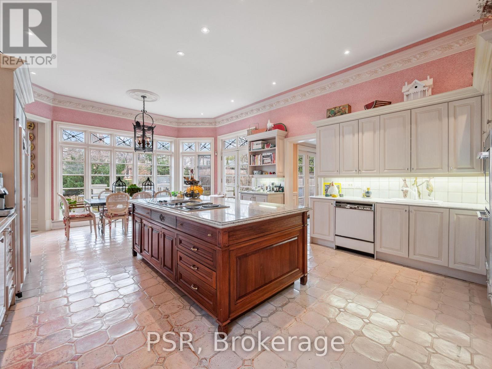 94 Dunvegan Road, Toronto, Ontario  M4V 2P7 - Photo 16 - C13184614