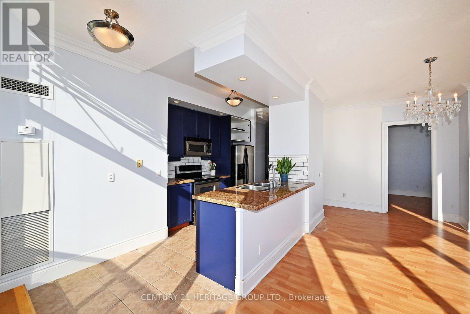 2904 - 10 Northtown Way, Toronto, Ontario  M2N 7L4 - Photo 17 - C13184620
