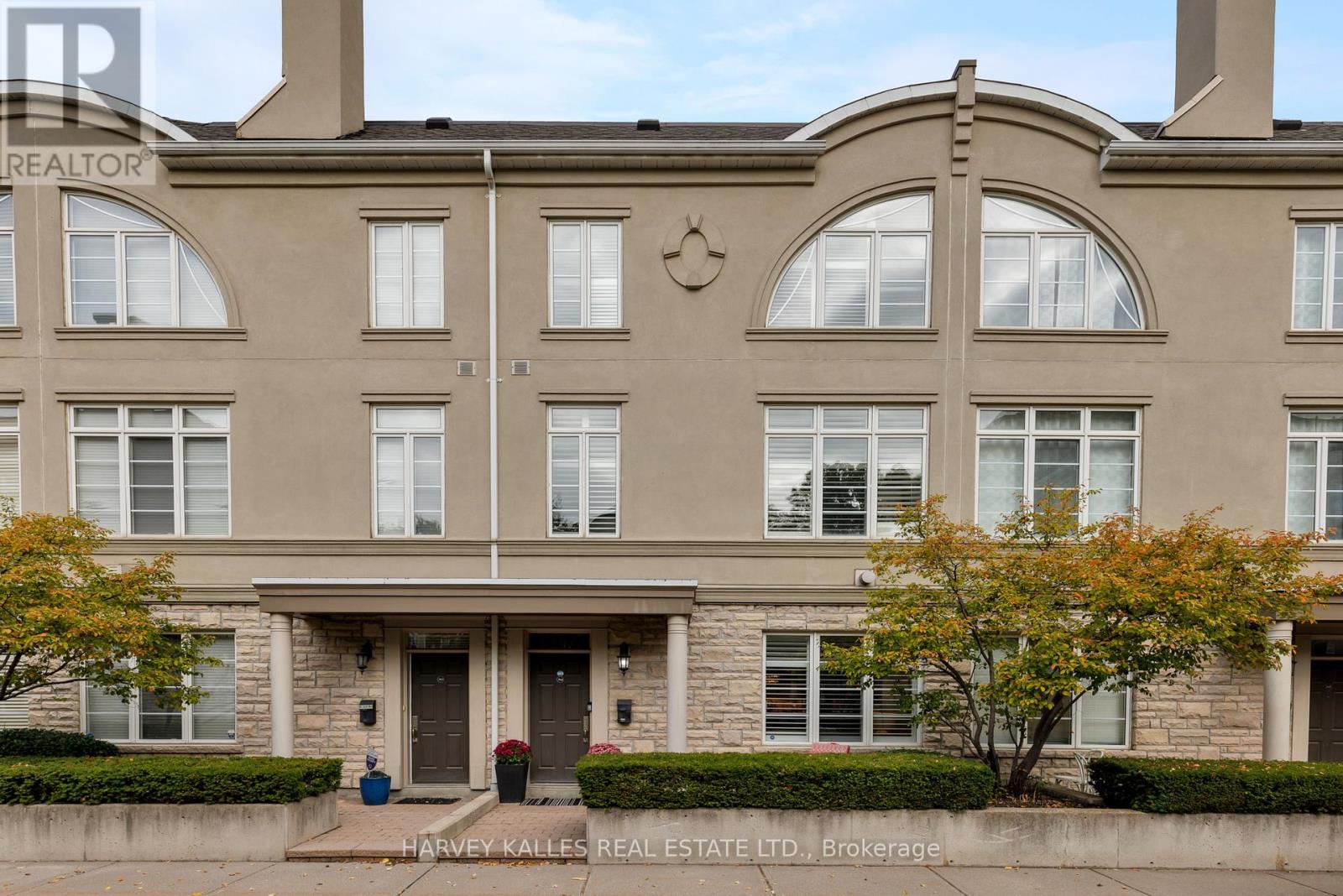 304 - 51 YORK MILLS ROAD, Toronto, Ontario