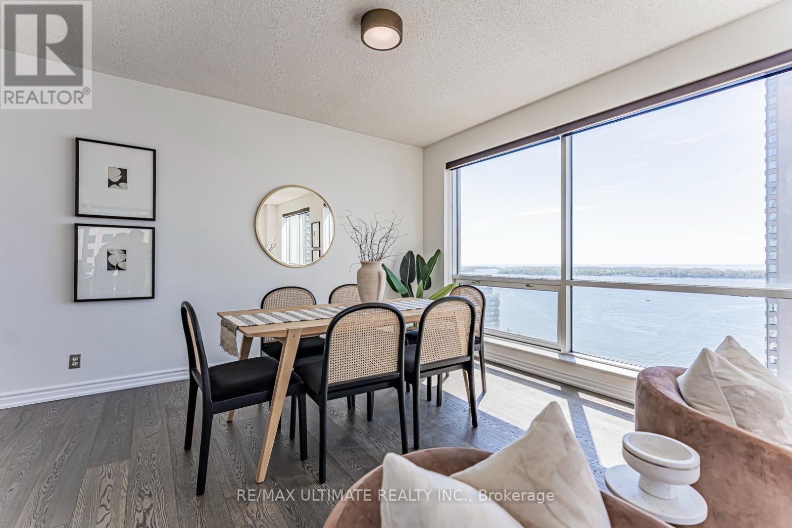 2206 - 10 Queens Quay W, Toronto, Ontario  M5J 2R9 - Photo 24 - C13184738