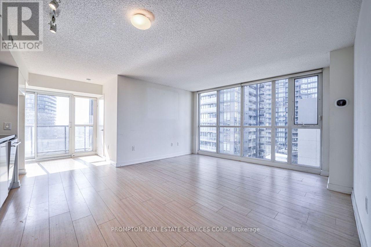 906 - 85 Queens Wharf Road, Toronto, Ontario  M5V 0J9 - Photo 5 - C13185110