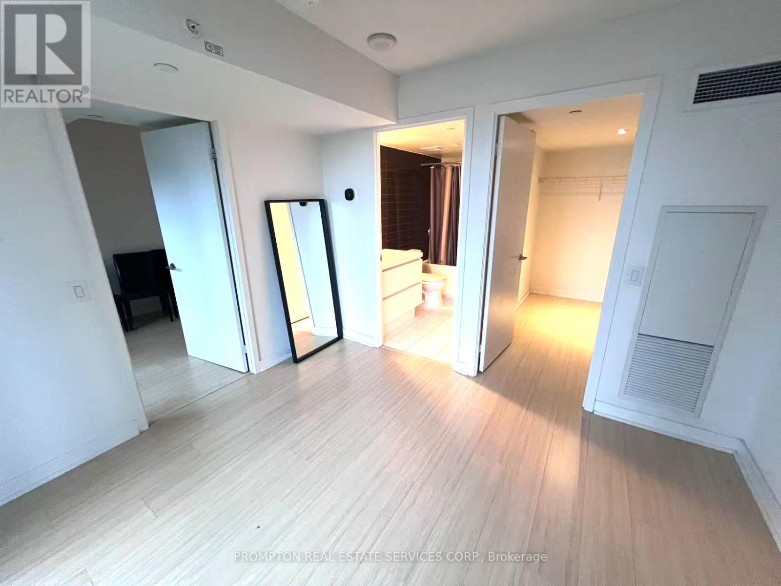 906 - 85 Queens Wharf Road, Toronto, Ontario  M5V 0J9 - Photo 6 - C13185110