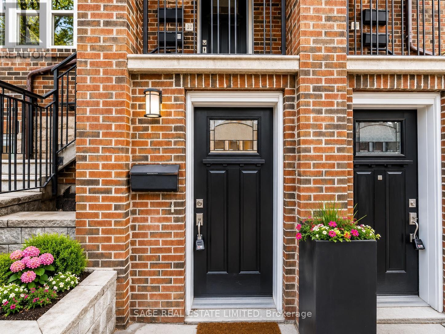 W/o - 740 Avenue Road S, Toronto, Ontario  M5P 2K2 - Photo 3 - C13185990