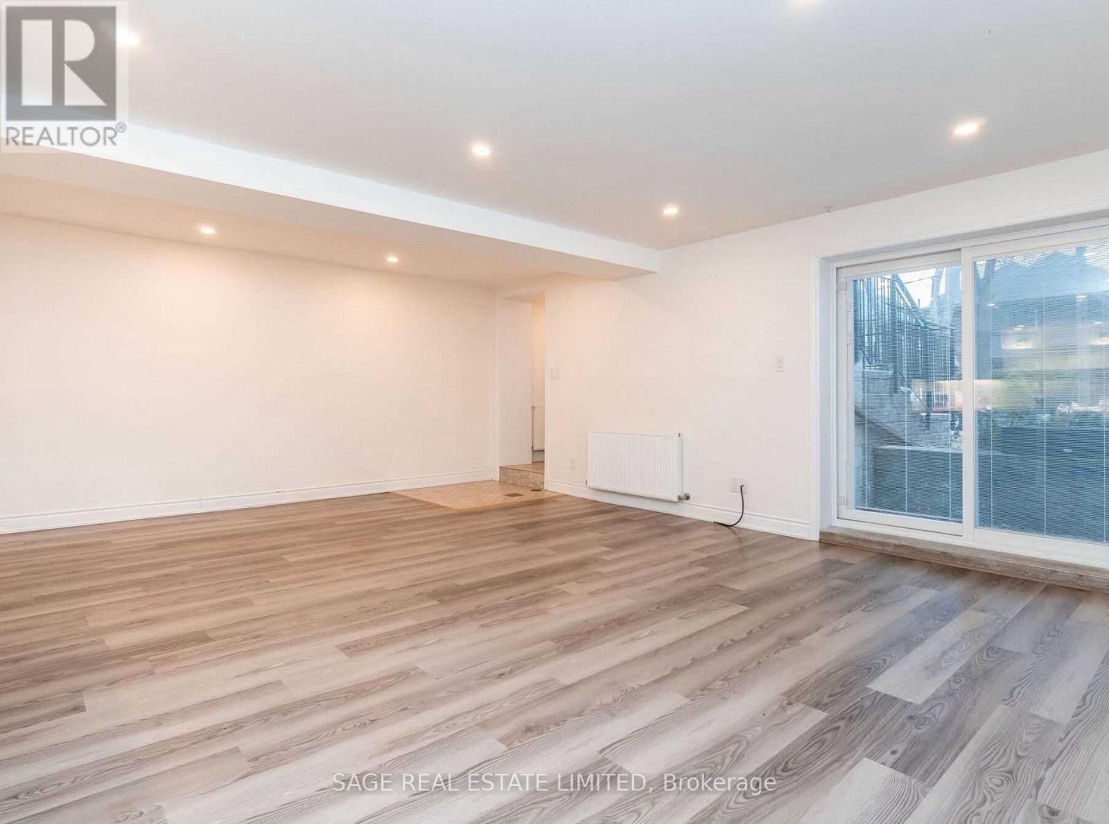 W/o - 740 Avenue Road S, Toronto, Ontario  M5P 2K2 - Photo 8 - C13185990