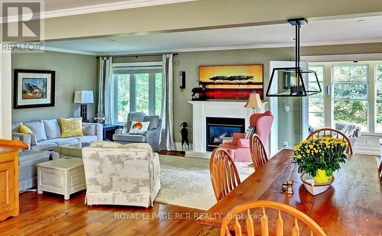 2-28 Reddington Drive, Caledon, Ontario  L7E 0E4 - Photo 4 - W12904404