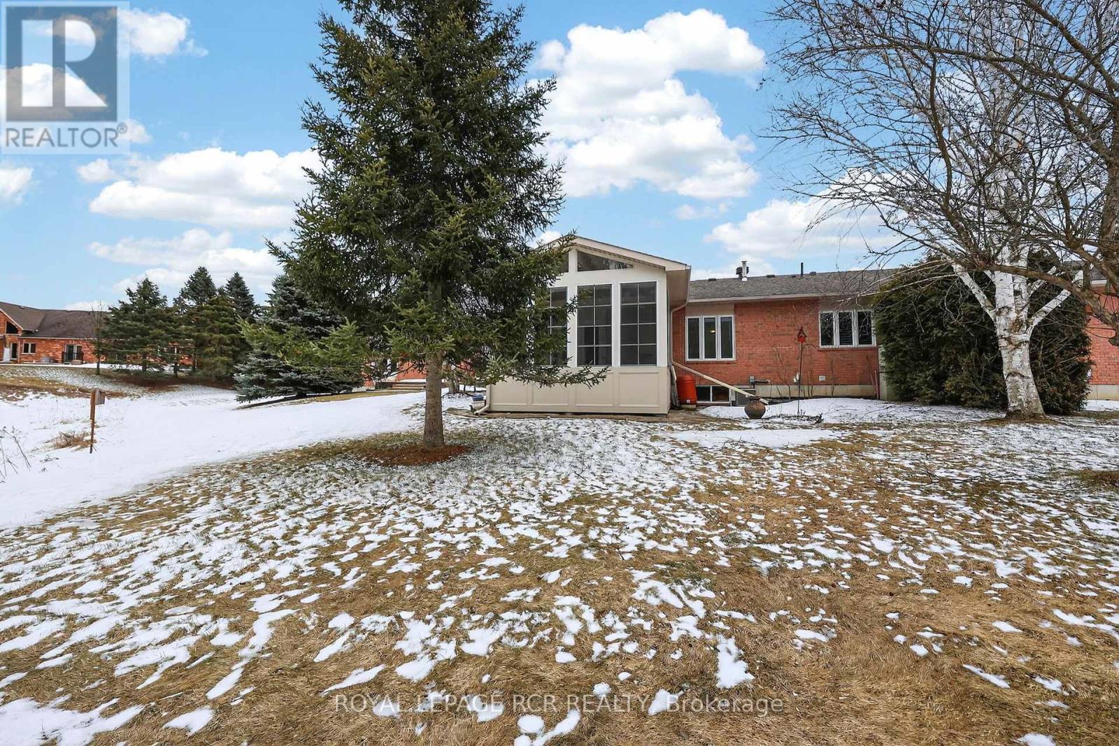 2-28 Reddington Drive, Caledon, Ontario  L7E 0E4 - Photo 34 - W12904404