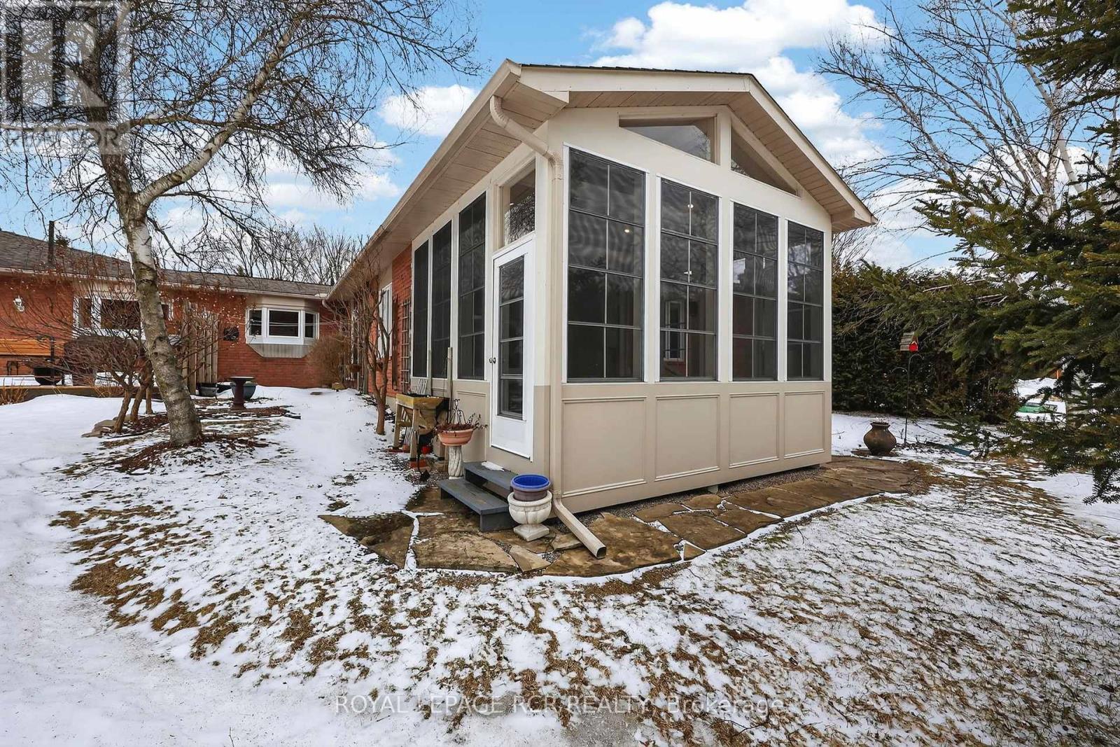 2-28 Reddington Drive, Caledon, Ontario  L7E 0E4 - Photo 32 - W12904404