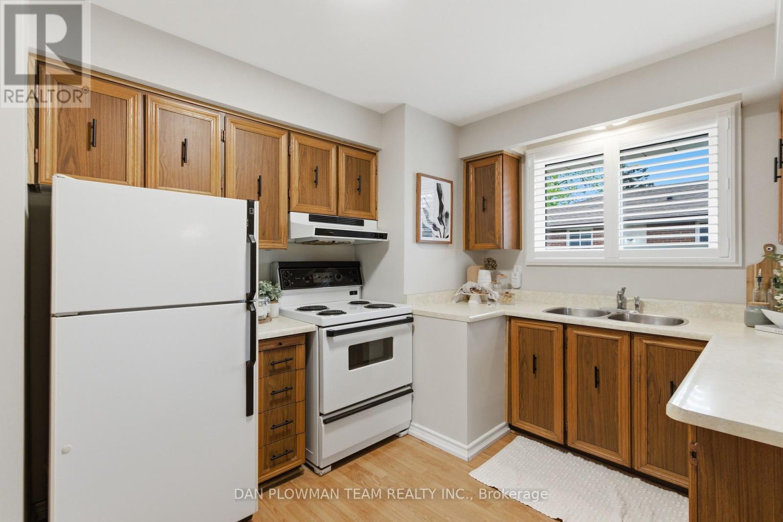 808 Central Park Boulevard N, Oshawa, Ontario  L1G 6B1 - Photo 13 - E13184582