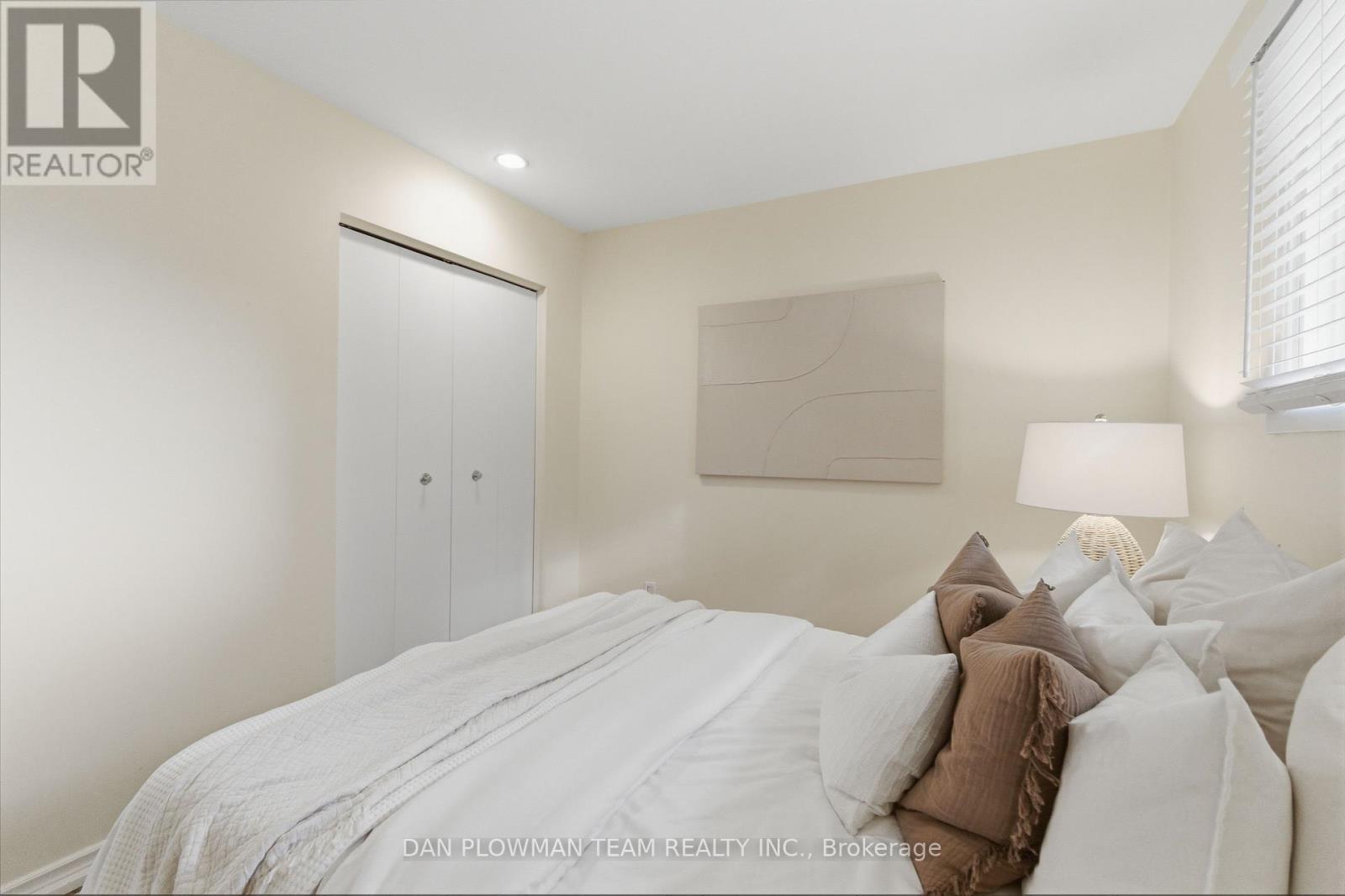 808 Central Park Boulevard N, Oshawa, Ontario  L1G 6B1 - Photo 17 - E13184582