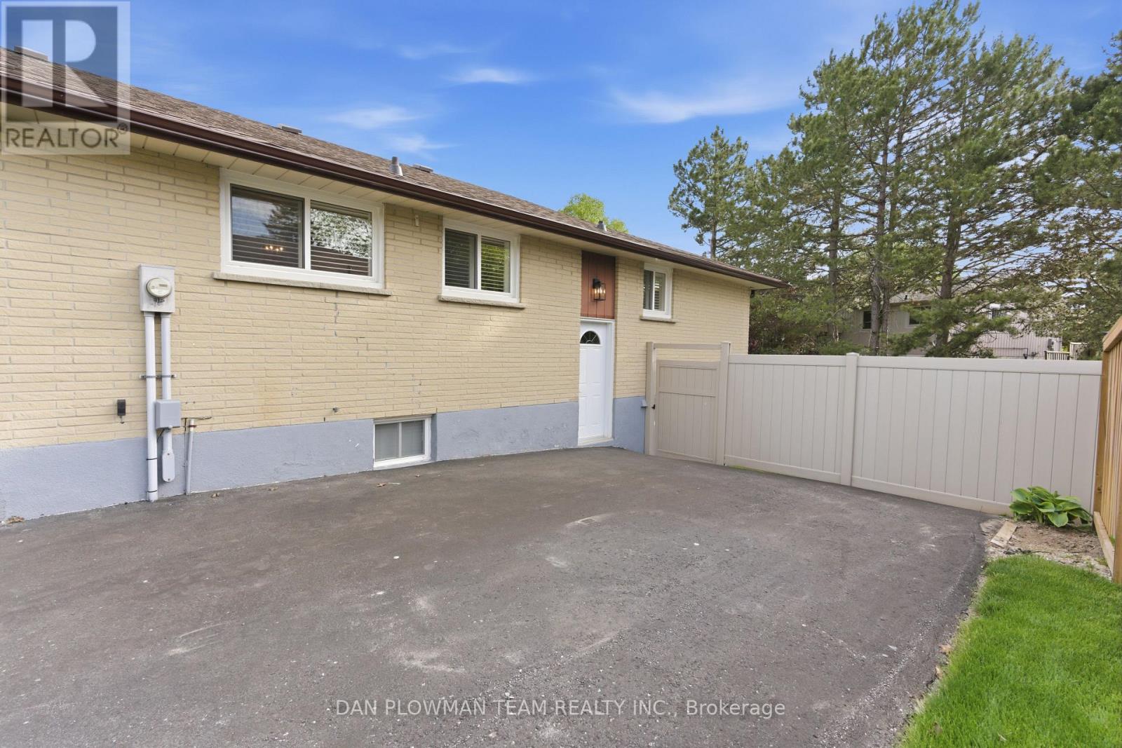808 Central Park Boulevard N, Oshawa, Ontario  L1G 6B1 - Photo 33 - E13184582