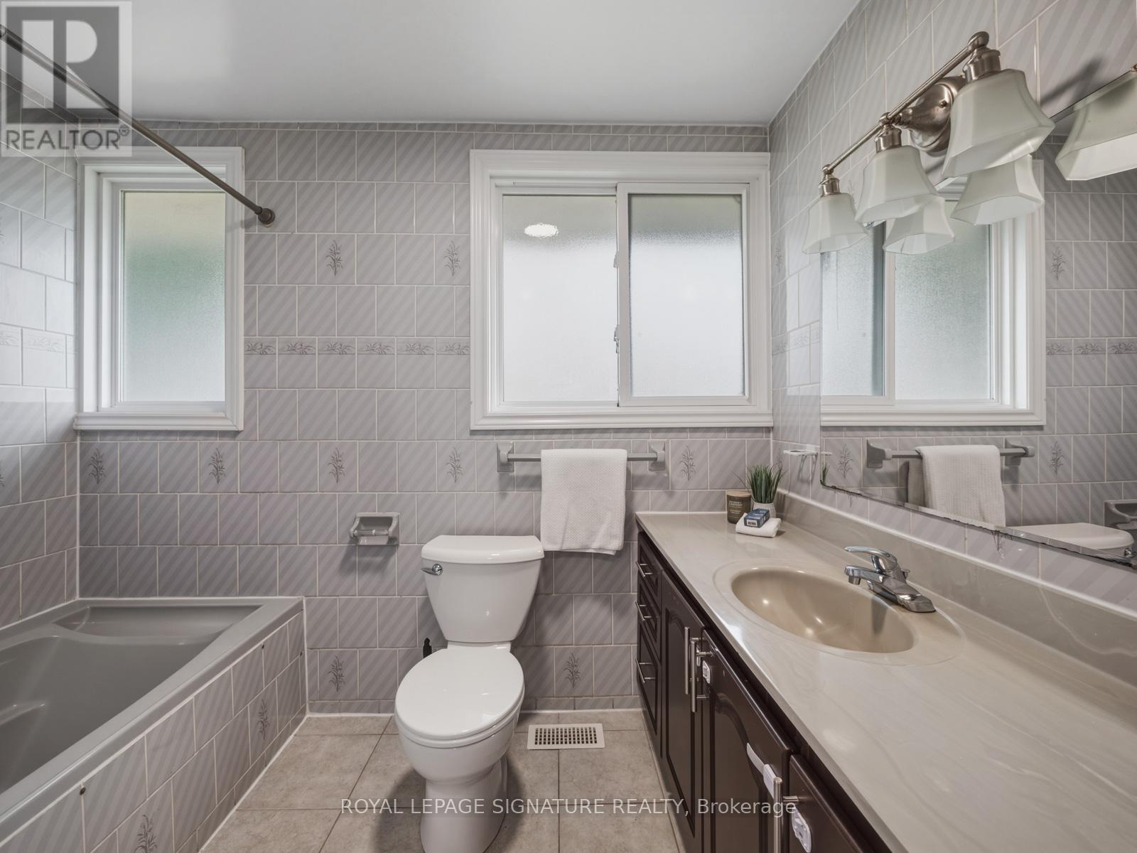 19 Shoreland Crescent, Toronto, Ontario  M1G 1M4 - Photo 26 - E13184602