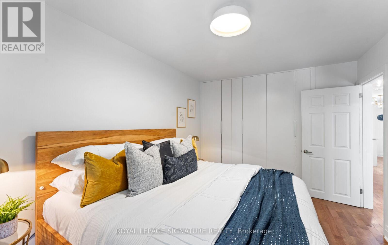 1342 Victoria Park Avenue, Toronto, Ontario  M4B 2L7 - Photo 10 - E13185406