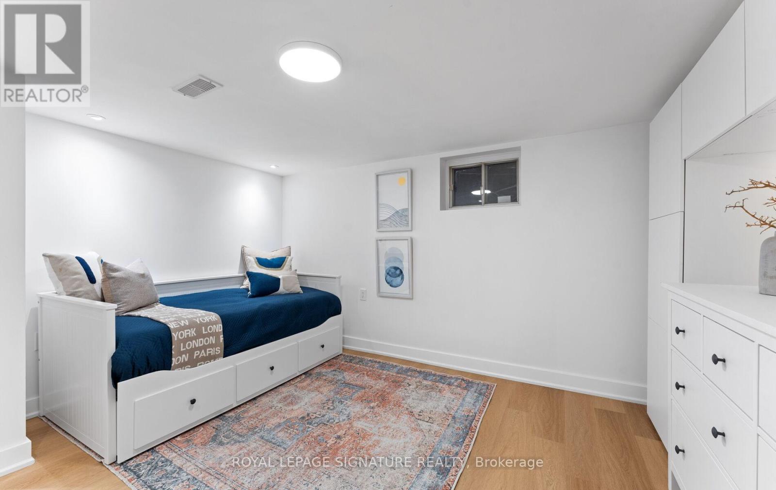 1342 Victoria Park Avenue, Toronto, Ontario  M4B 2L7 - Photo 19 - E13185406