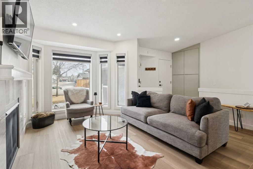 194 Martinglen Way NE, Calgary, Alberta  T3J 3L1 - Photo 6 - A2310999