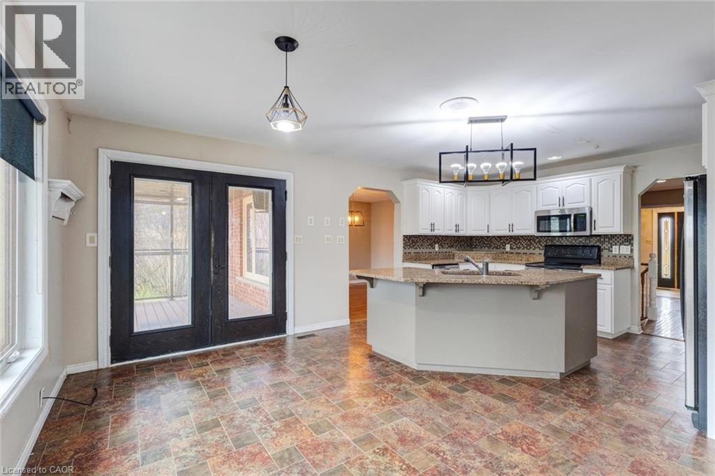 650 Sligo Road E, Mount Forest, Ontario  N0G 2L0 - Photo 11 - 40819590