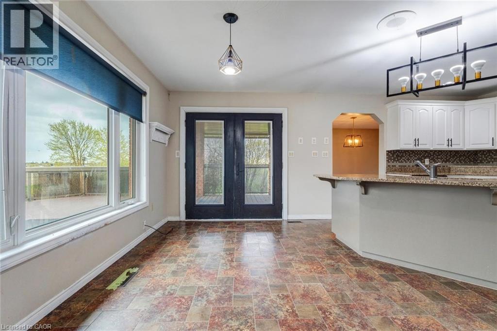 650 Sligo Road E, Mount Forest, Ontario  N0G 2L0 - Photo 12 - 40819590