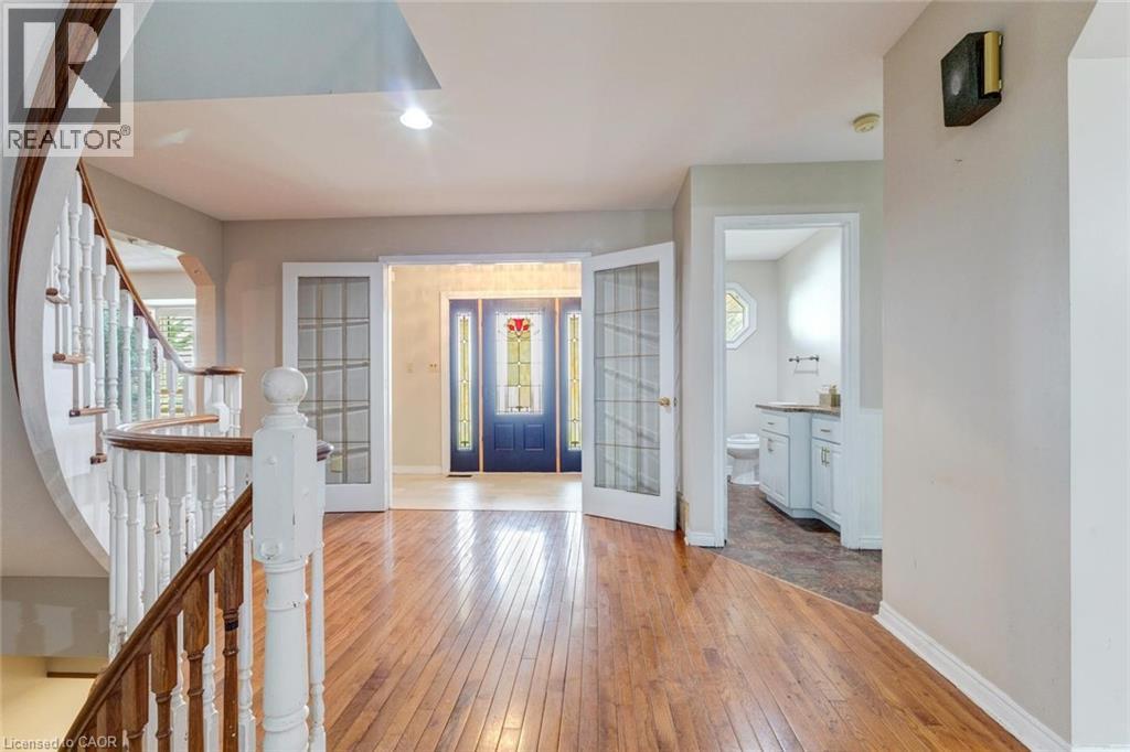 650 Sligo Road E, Mount Forest, Ontario  N0G 2L0 - Photo 3 - 40819590