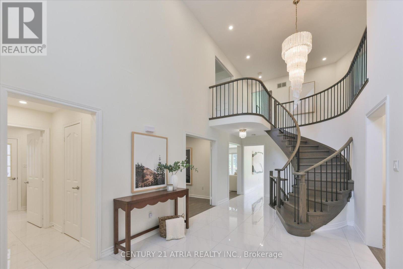 10 Morrison Crescent, Markham, Ontario  L3R 9M3 - Photo 3 - N13184504