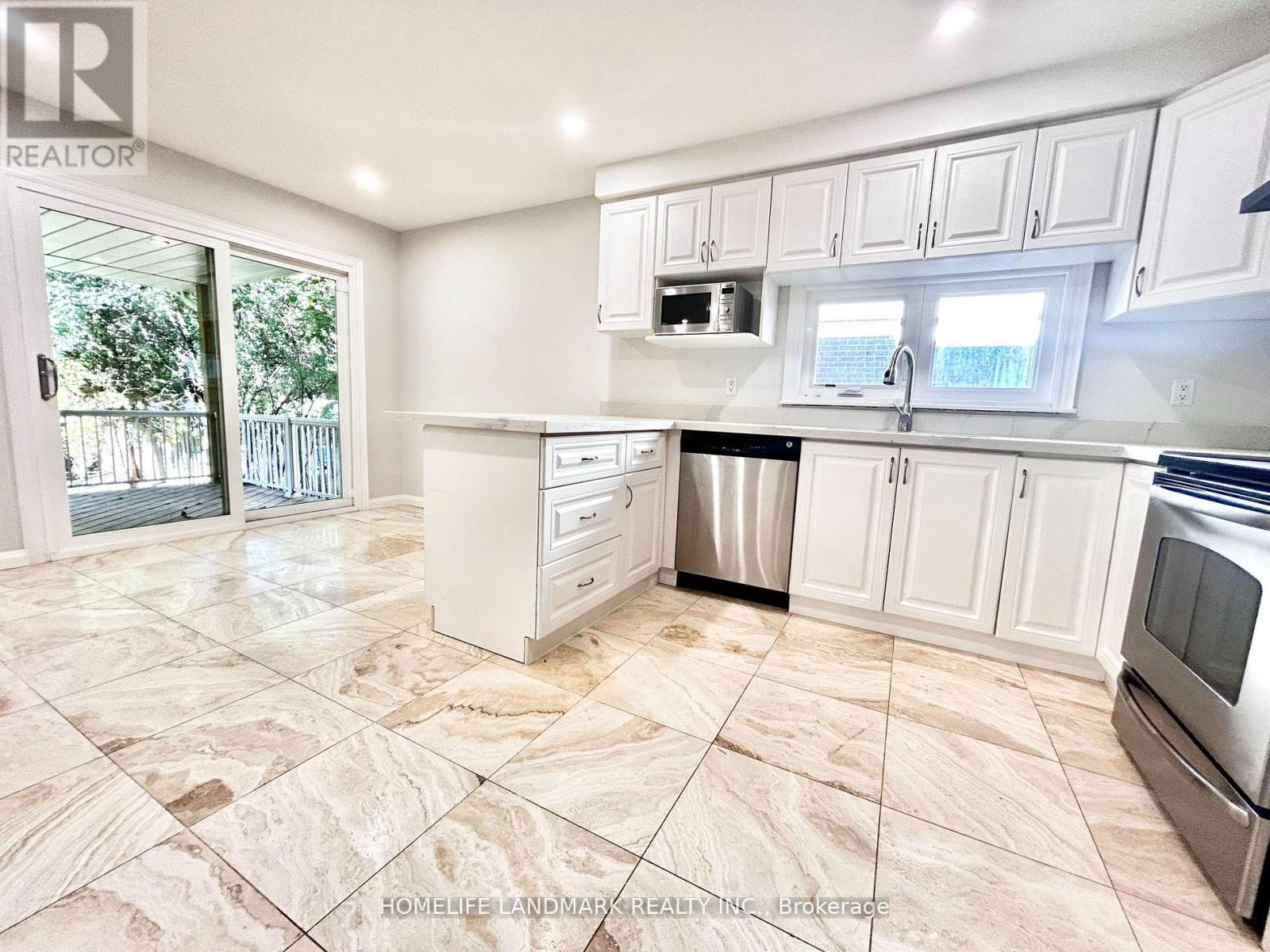18 Summerfeldt Crescent, Markham, Ontario  L3R 2B2 - Photo 10 - N13184834