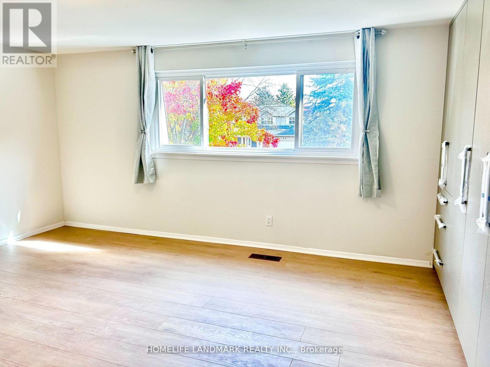 18 Summerfeldt Crescent, Markham, Ontario  L3R 2B2 - Photo 11 - N13184834