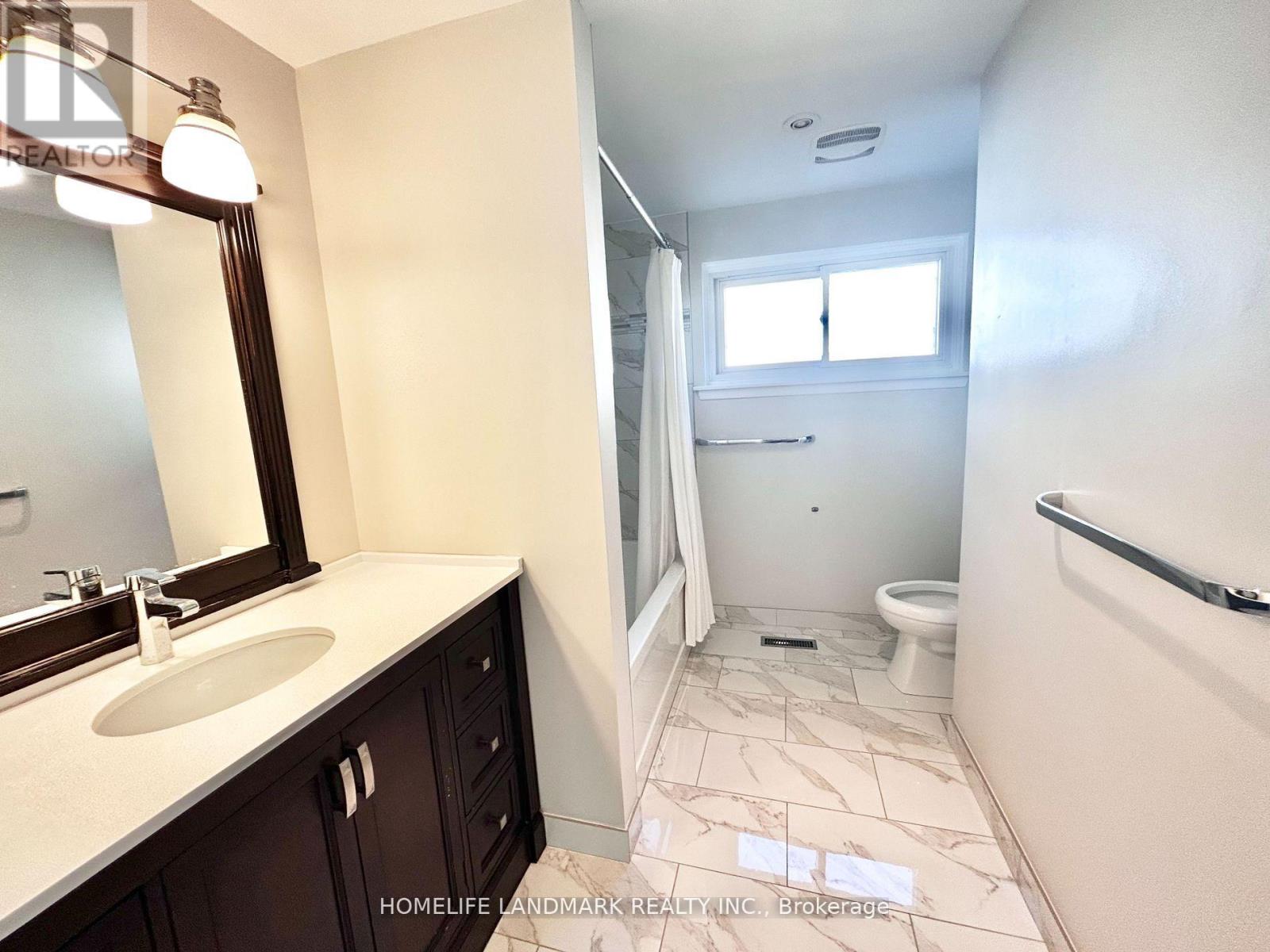 18 Summerfeldt Crescent, Markham, Ontario  L3R 2B2 - Photo 15 - N13184834