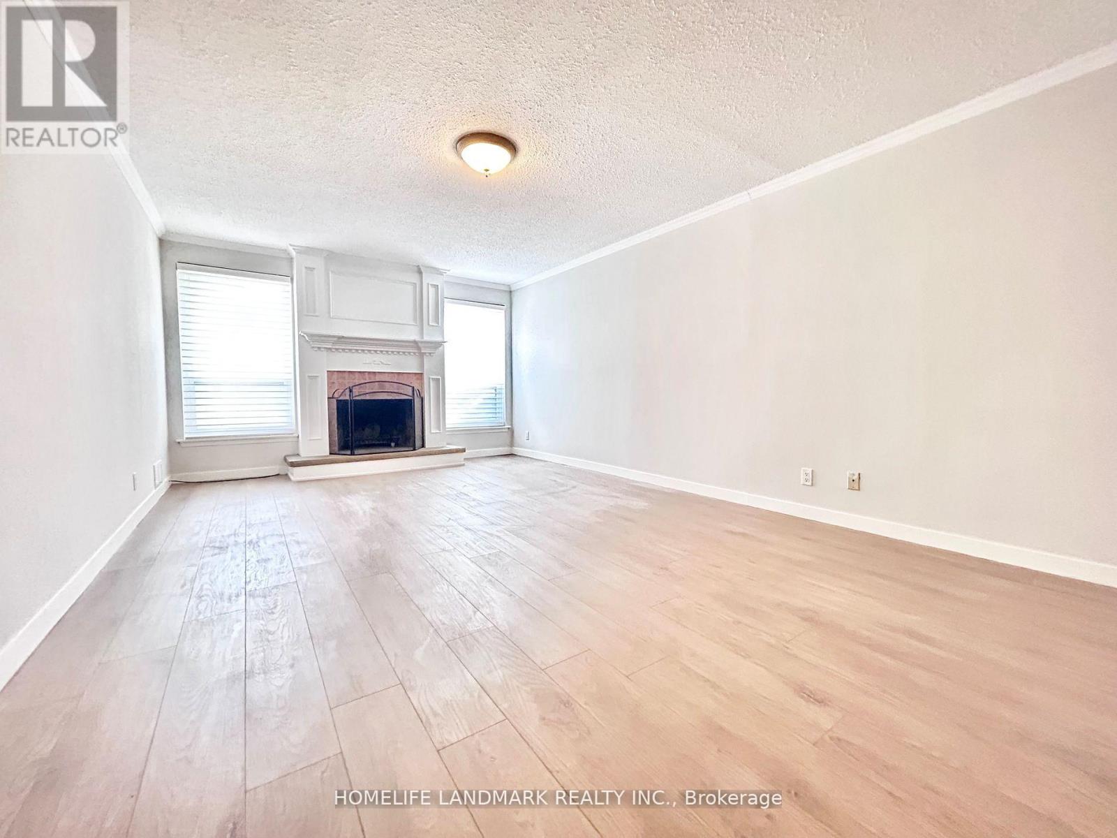 18 Summerfeldt Crescent, Markham, Ontario  L3R 2B2 - Photo 6 - N13184834