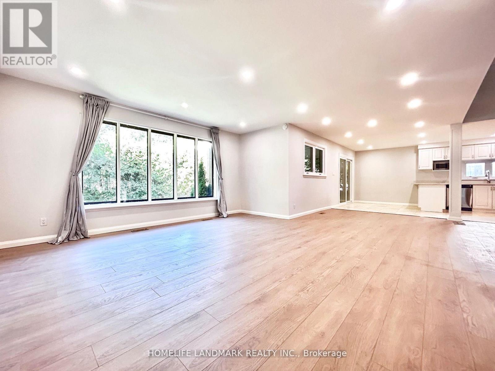 18 Summerfeldt Crescent, Markham, Ontario  L3R 2B2 - Photo 7 - N13184834