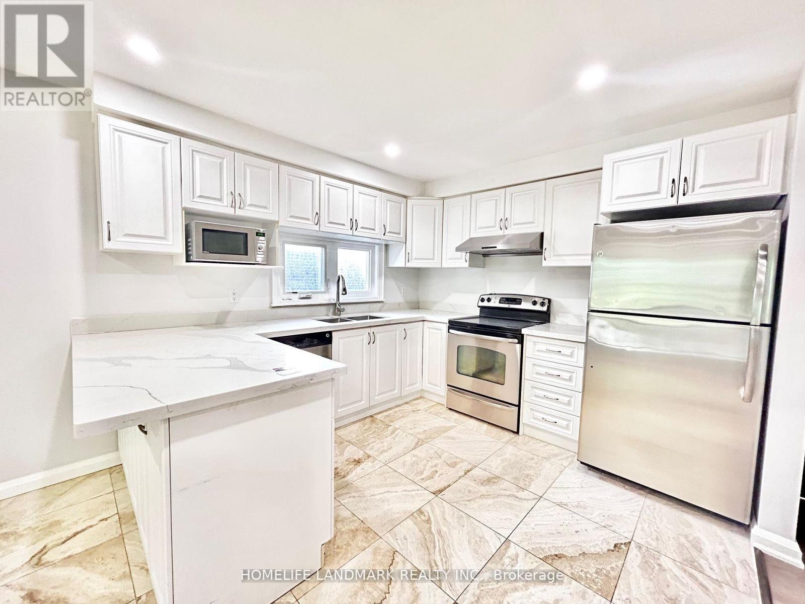 18 Summerfeldt Crescent, Markham, Ontario  L3R 2B2 - Photo 9 - N13184834