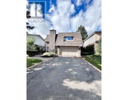 18 SUMMERFELDT CRESCENT, Markham, Ontario