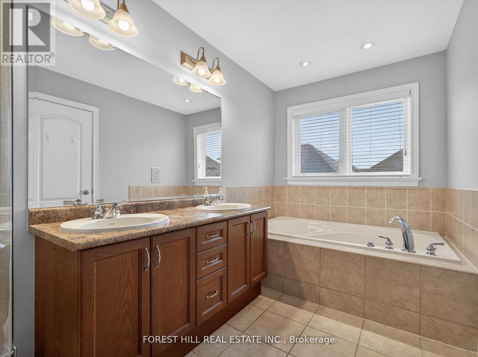 53 Marc Santi Boulevard, Vaughan, Ontario  L6A 0K2 - Photo 14 - N13185142